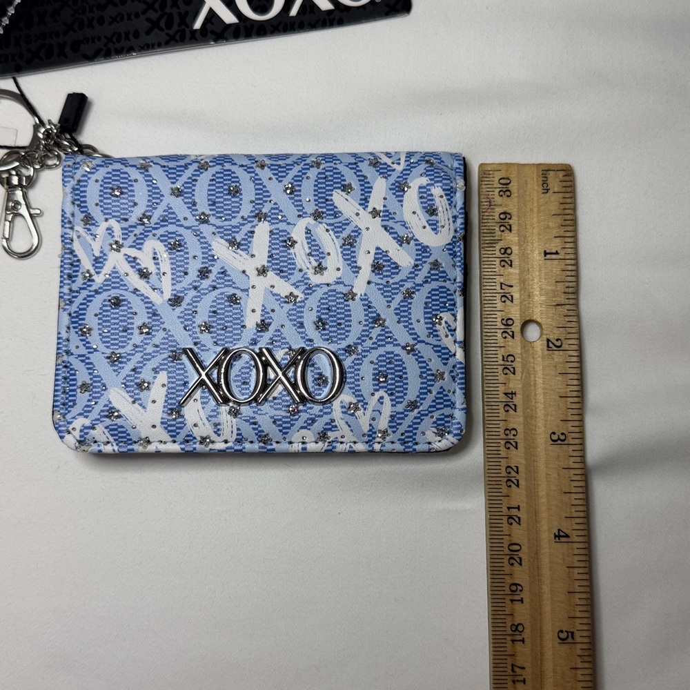 Xoxo Key and Card Holder - Picture 5 of 5